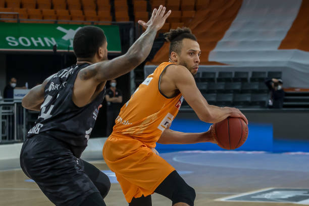 将取决于临 将取决于临