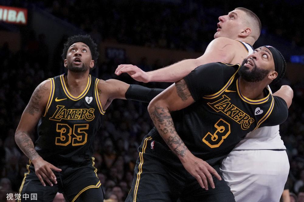 祖巴茨在这 祖巴茨在这