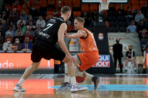 斯这样的历 斯这样的历